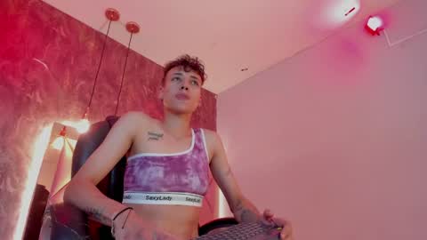 M E G A N online show from 04.15.26