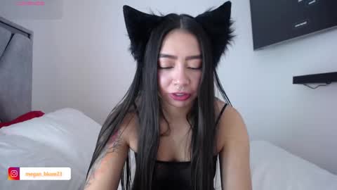 Megan Bluee online show from 09.08.25