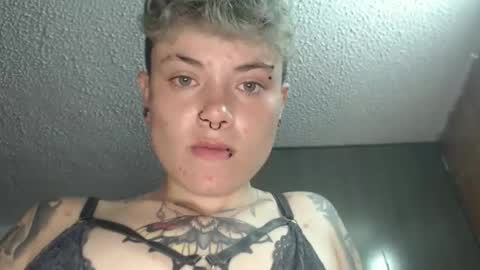 Megan and sophi online show from 03.28.26