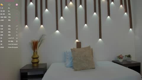 MEGAN COOPER online show from 11.04.25