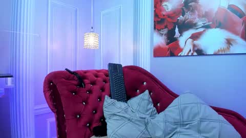 Megan online show from 10.08.25