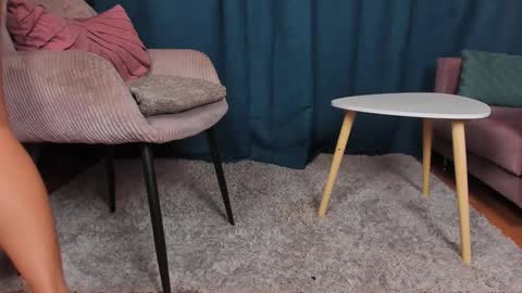 Megan online show from 12.12.24