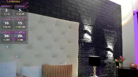     online show from 03.06.25