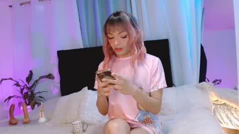 megan do santos online show from 09.13.25