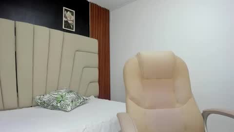 Snapshot of megan_hally chatting on 10.23.25 Megan online show from 10.23.25