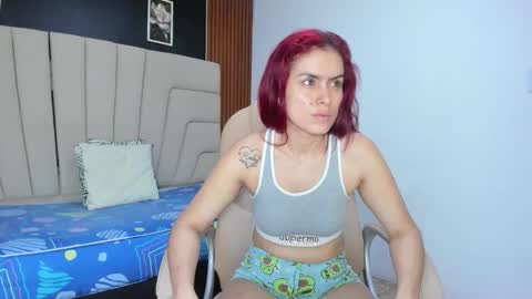 Snapshot of megan_hally chatting on 11.30.25 Megan online show from 11.30.25