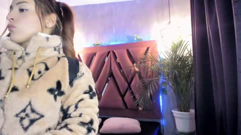 Snapshot of megan_inked_ chatting on 01.03.25 online show from 01.03.25