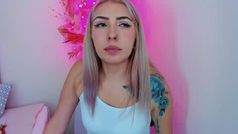 Megan rose online show from 01.04.25