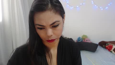 Megan Shadow  online show from 01.31.26