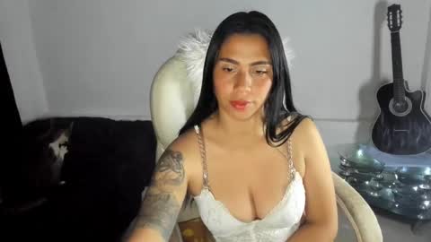 Snapshot of megan_waldman chatting on 01.08.25 Megan online show from 01.08.25