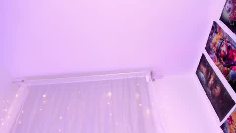 Snapshot of megan_yagami chatting on 10.11.25 Megan online show from 10.11.25