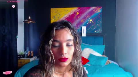 M E G A N   online show from 01.28.25