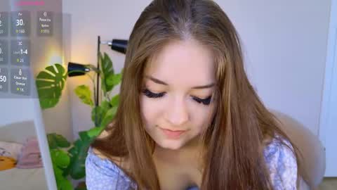 Snapshot of meganbutnotfox chatting on 05.10.26 Megan online show from 05.10.26