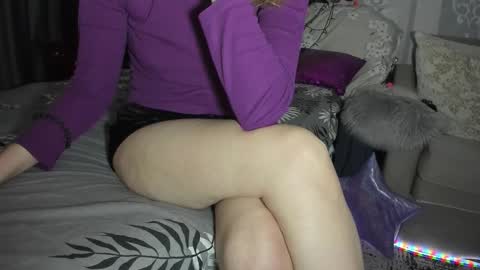 Nicki--------- Welcome to my Room online show from 02.01.26