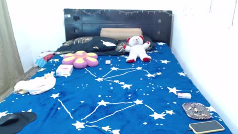 Megan Lavoe online show from 02.02.25