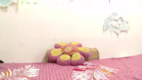 Megan Lavoe online show from 02.24.25