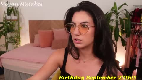 Snapshot of meganmistakes chatting on 09.15.25 Megan Mistakes online show from 09.15.25