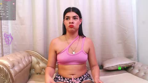 Snapshot of meganmistress_ chatting on 01.17.25 MeganM online show from 01.17.25