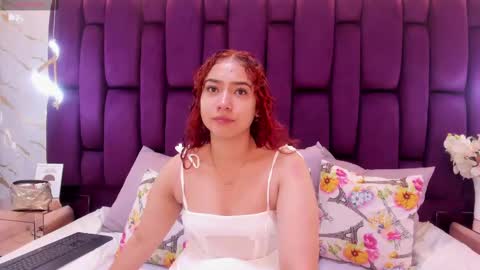 Snapshot of megannherrera chatting on 10.03.25 Megan online show from 10.03.25