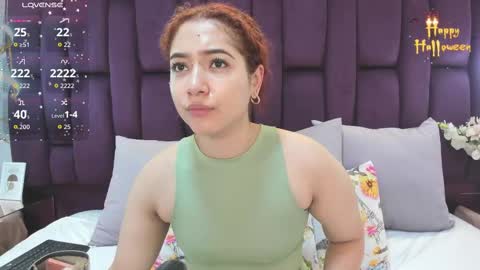 Snapshot of megannherrera chatting on 10.08.25 Megan online show from 10.08.25