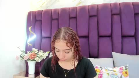 Snapshot of megannherrera chatting on 10.09.25 Megan online show from 10.09.25