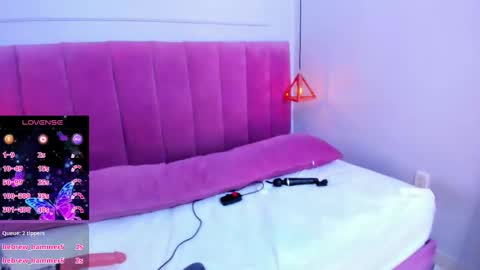 Megan  online show from 03.11.25