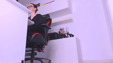 Megan online show from 12.28.24