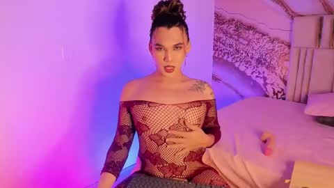 Snapshot of meganthedoll chatting on 10.16.25 Meghan the doll online show from 10.16.25