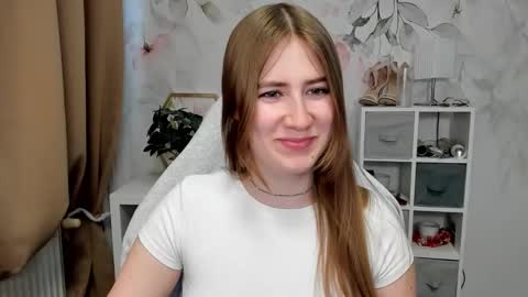 Snapshot of meganx_candy chatting on 03.12.26 Megan online show from 03.12.26