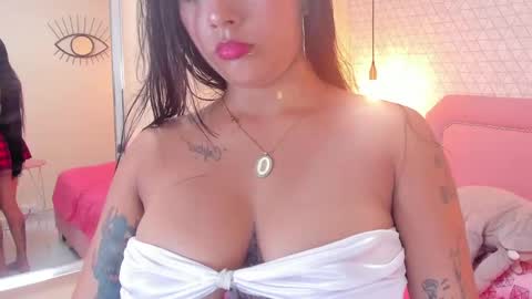 Snapshot of meganzarick chatting on 01.22.25 M E G A N online show from 01.22.25