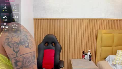 Snapshot of meganzarick chatting on 10.30.25 M E G A N online show from 10.30.25