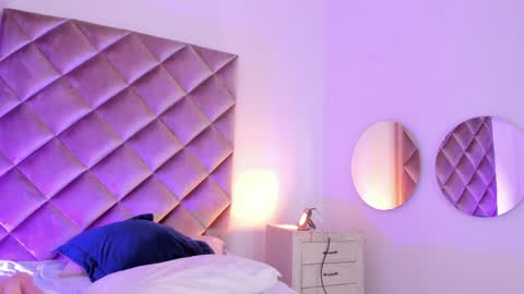 M E G A R A online show from 01.16.25