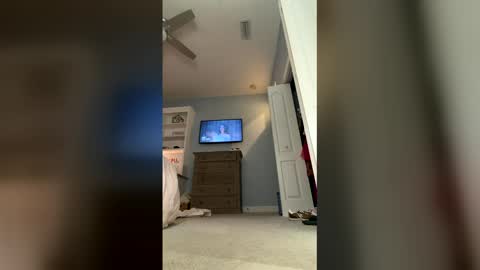 megcritt56 online show from 04.08.26