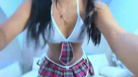 Snapshot of meggan_07 chatting on 01.19.25 meggan online show from 01.19.25