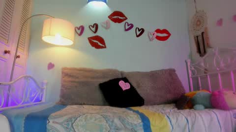 Meggan online show from 02.13.25