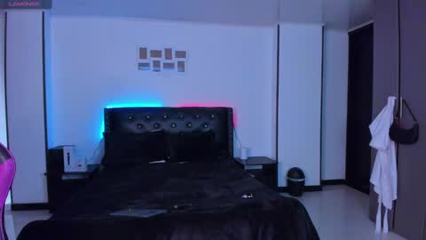 Snapshot of meghan_as chatting on 02.15.25 meghan_as online show from 02.15.25