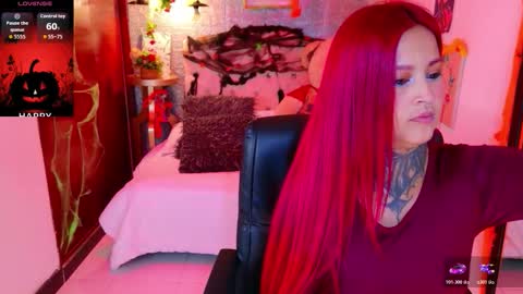 Snapshot of meghan_nill chatting on 10.20.25 Meghan online show from 10.20.25