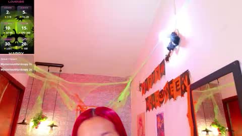 Snapshot of meghan_nill chatting on 10.23.25 Meghan online show from 10.23.25