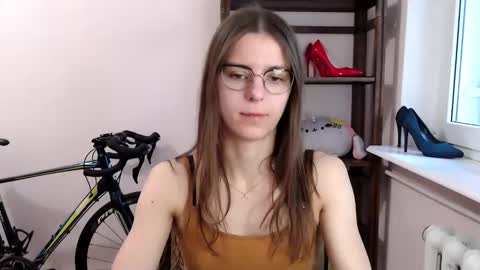 Megi online show from 12.20.25