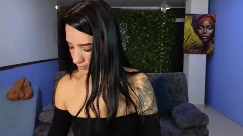 Mei online show from 11.08.25