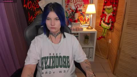 Snapshot of mekurisu chatting on 12.11.24 mekurisu online show from 12.11.24