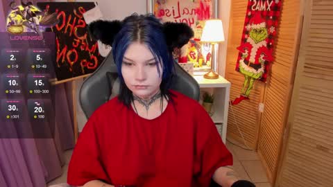 Snapshot of mekurisu chatting on 12.22.24 mekurisu online show from 12.22.24