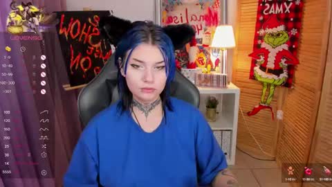 Snapshot of mekurisu chatting on 12.23.24 mekurisu online show from 12.23.24