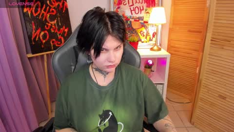 Snapshot of mekurisu chatting on 01.27.25 mekurisu online show from 01.27.25