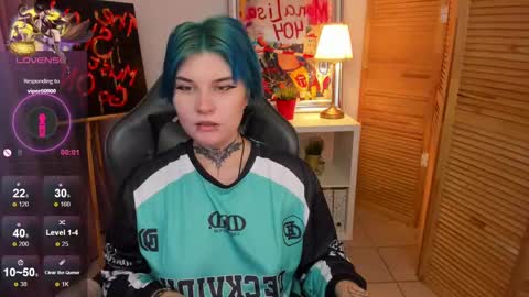 Snapshot of mekurisu chatting on 02.08.25 mekurisu online show from 02.08.25