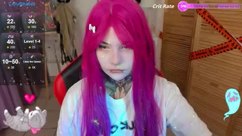 Snapshot of mekurisu chatting on 10.28.25 mekurisu online show from 10.28.25