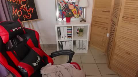 Snapshot of mekurisu chatting on 11.27.25 mekurisu online show from 11.27.25