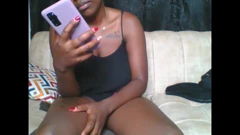 pretty online show from 03.05.25