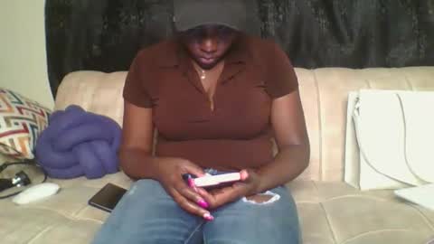 pretty online show from 09.21.25