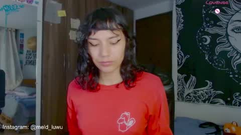 Melissa  -  -  Please help me to reach 100 thumbs up online show from 04.01.26